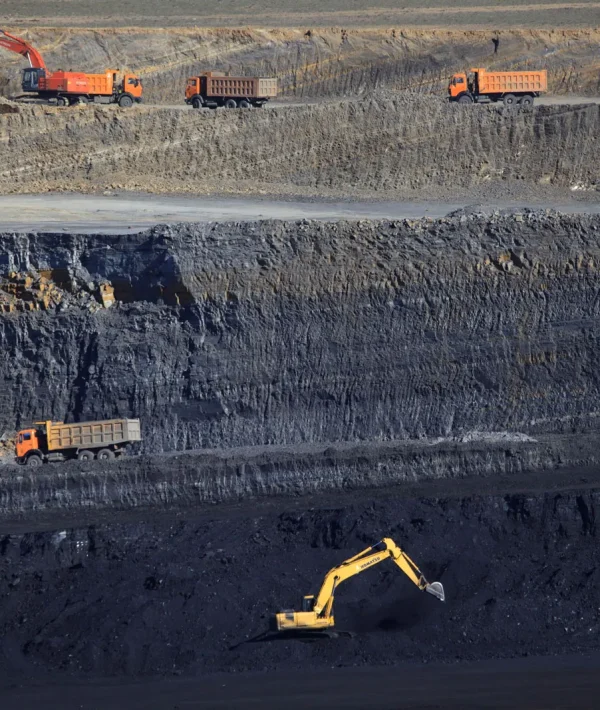 Tavantolgoi-coal-mine-Gobi-Mongolia